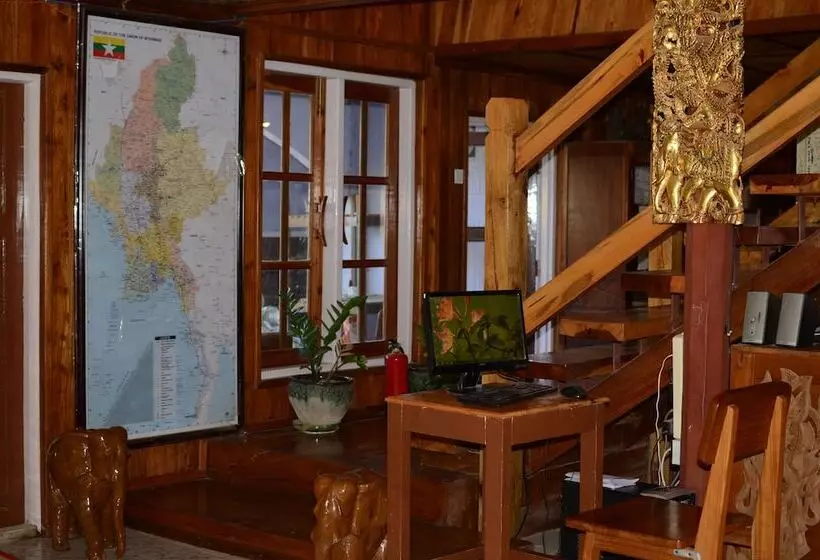 Hotelli Golden Empress