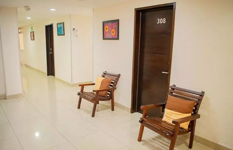 Отель Granda Inn