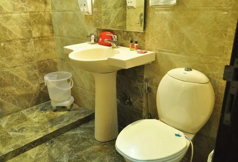 ホテル Oyo Premium Laxmi Nagar