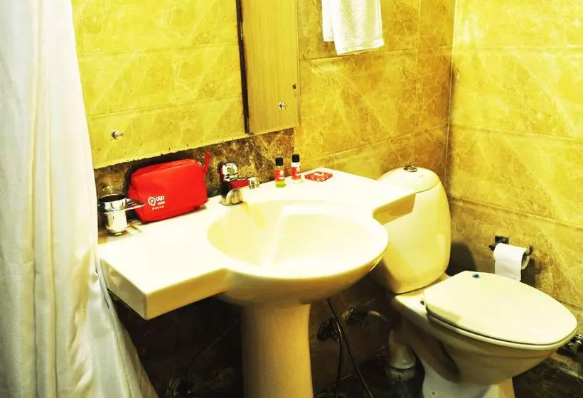 ホテル Oyo Premium Laxmi Nagar