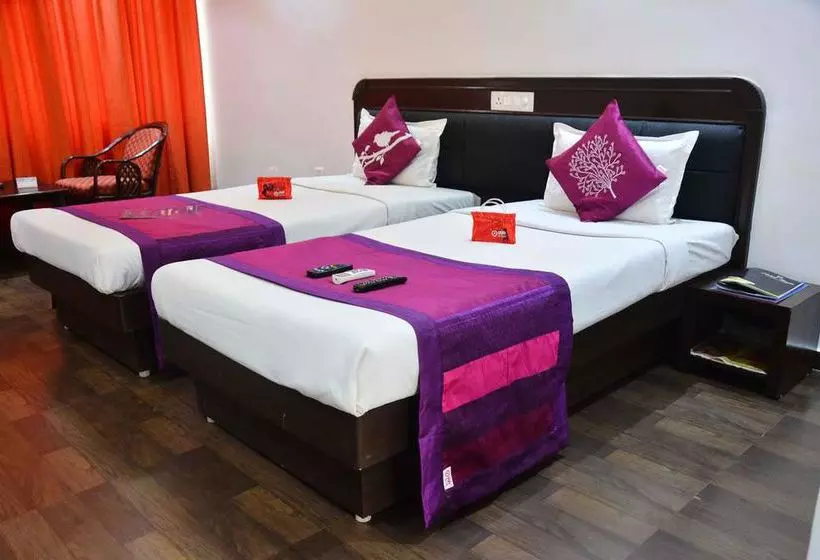 호텔 Oyo Rooms Court Circle