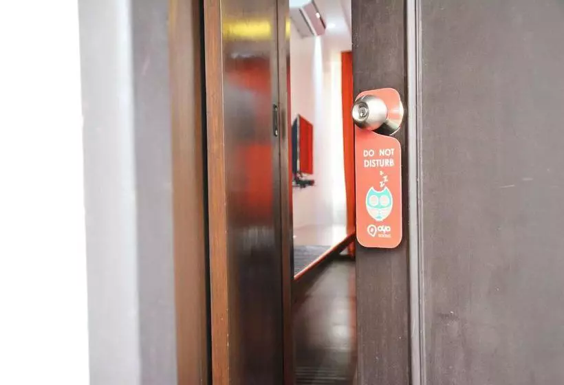 호텔 Oyo Rooms Court Circle