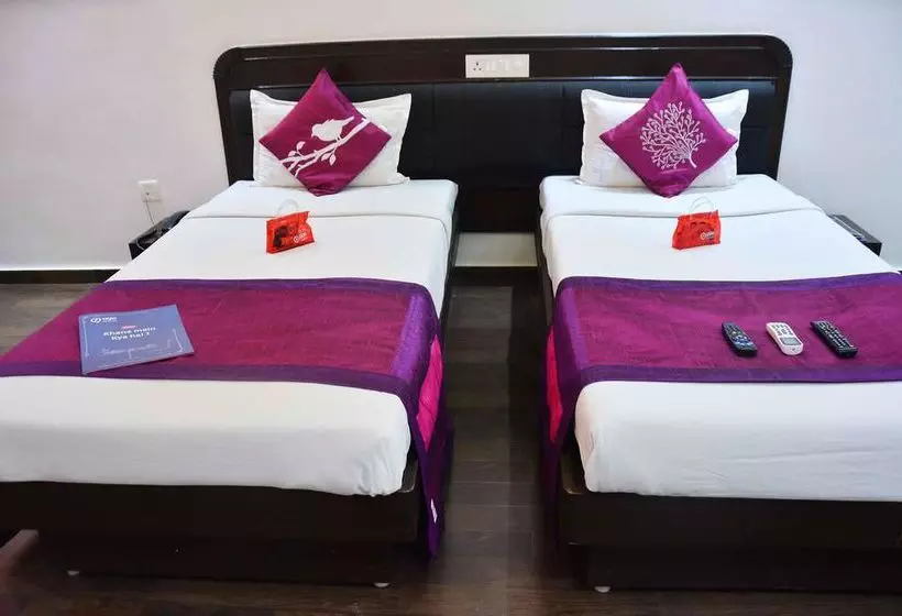 호텔 Oyo Rooms Court Circle