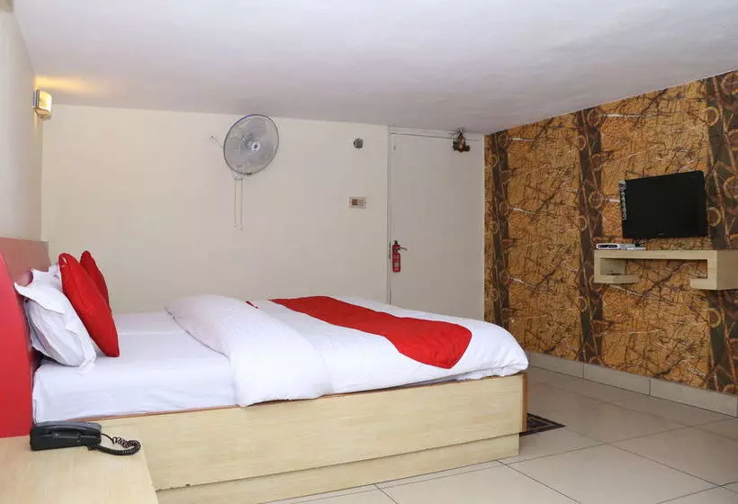 ホテル Oyo Rooms Ludhiana Railway Station Clock Tower