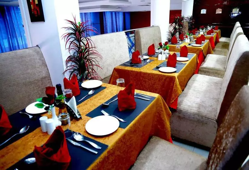 ホテル Oyo Rooms Pattom Marappalam Road