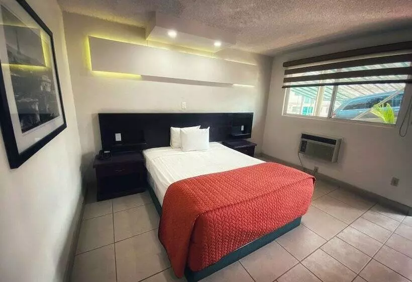 בית מלון כפרי Real Inn De Tijuana