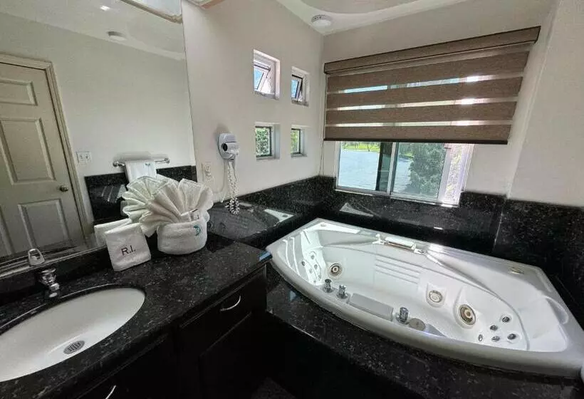 בית מלון כפרי Real Inn De Tijuana