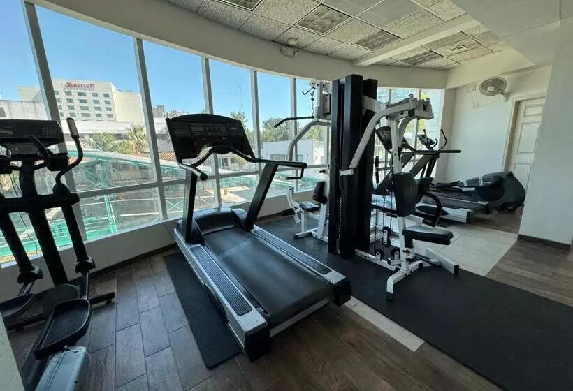 בית מלון כפרי Real Inn De Tijuana