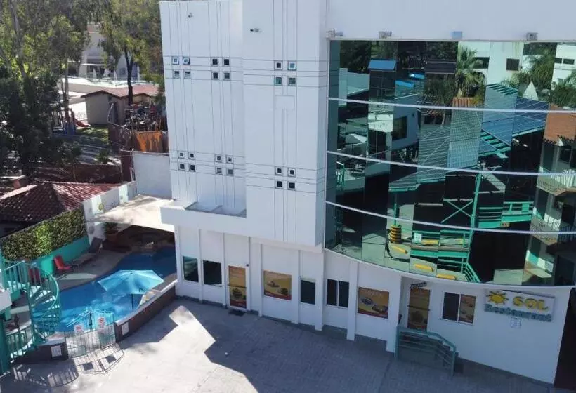 בית מלון כפרי Real Inn De Tijuana