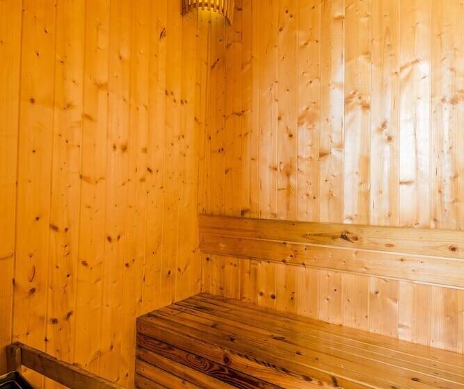 בית מלון כפרי The Anantmaya Resort