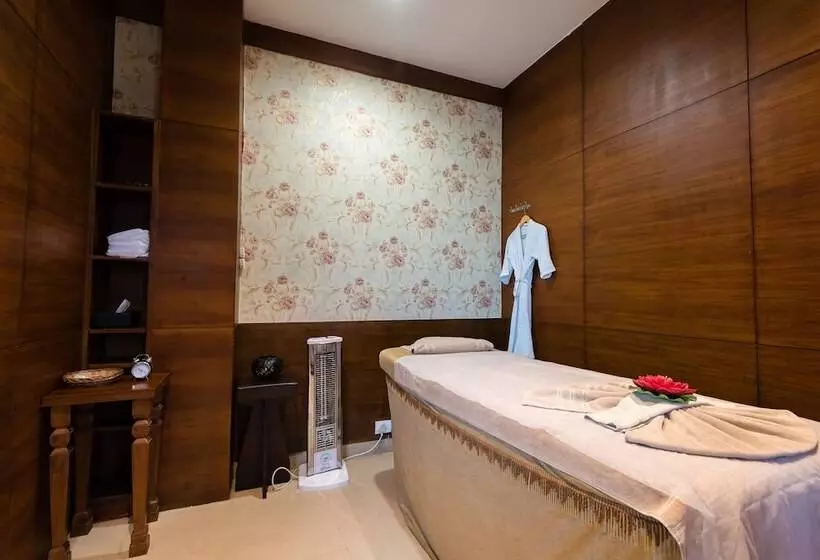 فندق The Anantmaya Resort