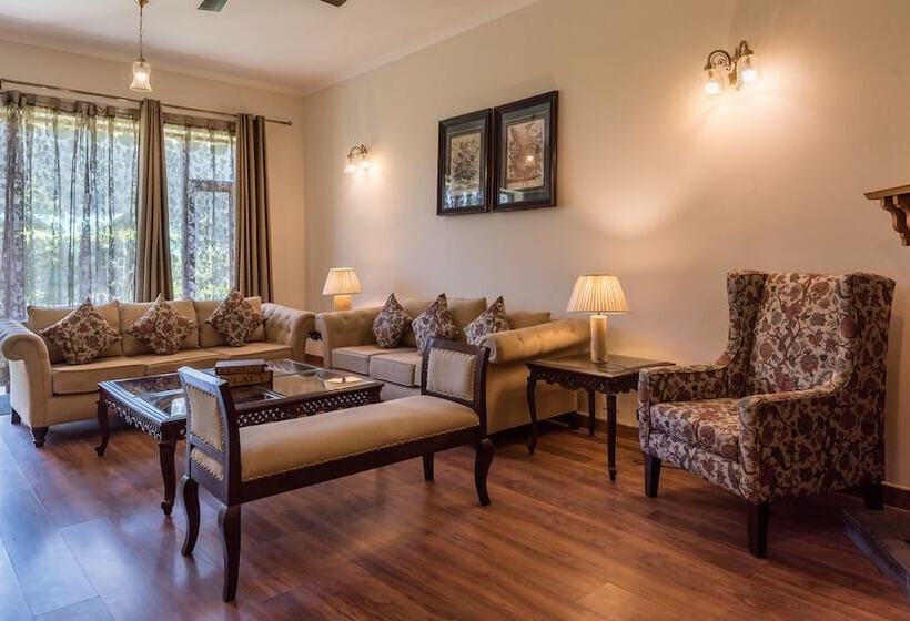 בית מלון כפרי The Anantmaya Resort