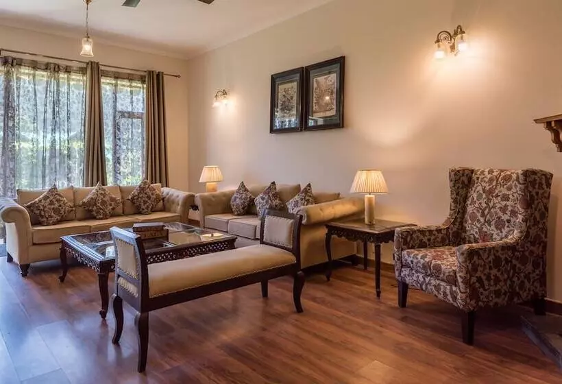 فندق The Anantmaya Resort