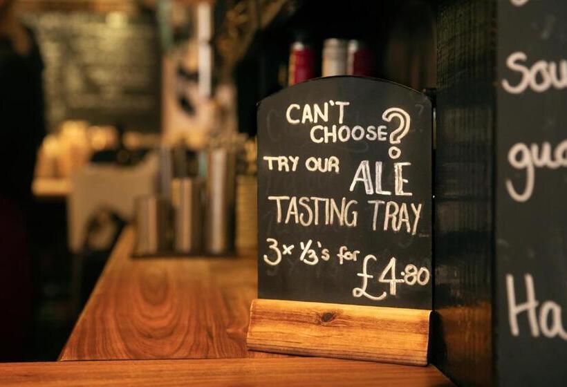 酒店 The George Inn