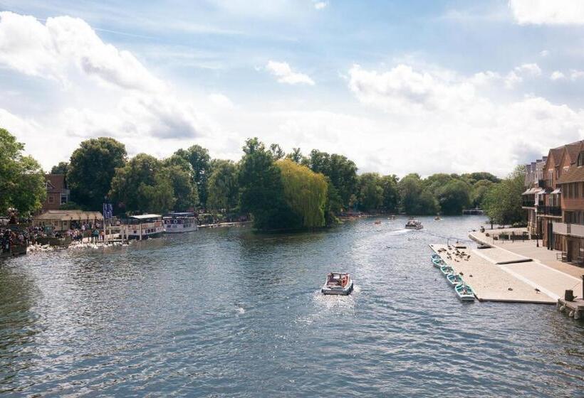 酒店 The George Inn