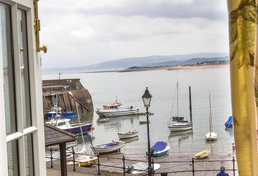 Отель The Old Ship Aground