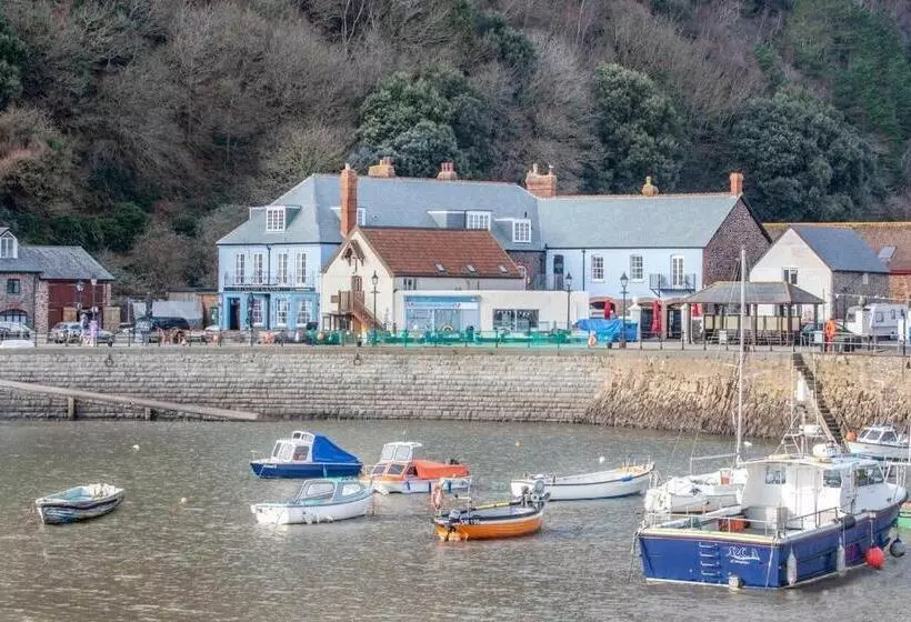 هتل The Old Ship Aground