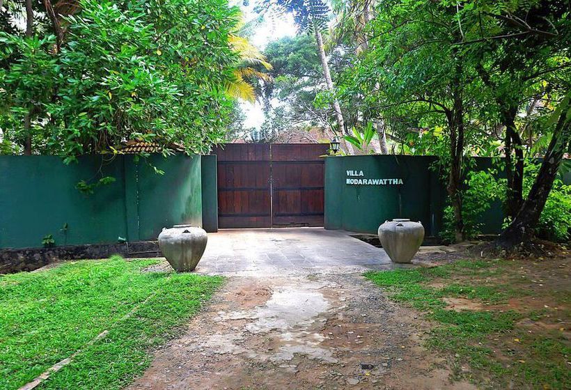 בית מלון כפרי Villa Modarawaththa