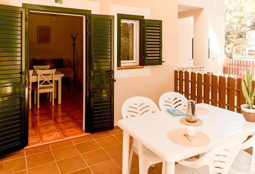 Apartamentos El Pino  Formentera Break