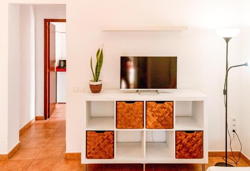 Apartamentos El Pino  Formentera Break