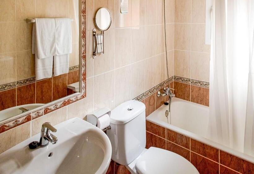 Apartamentos El Pino  Formentera Break