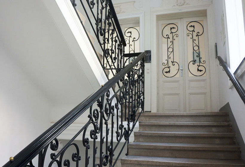 1080 City Apartments