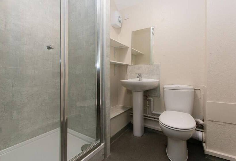 ユースホステル Destiny Student Meadow Court Campus Accommodation