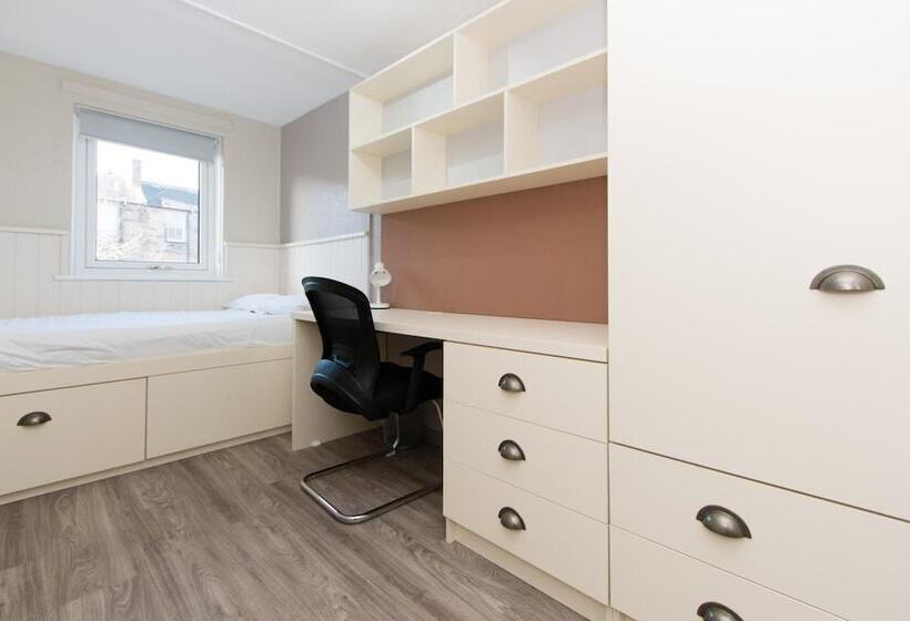 ユースホステル Destiny Student Meadow Court Campus Accommodation