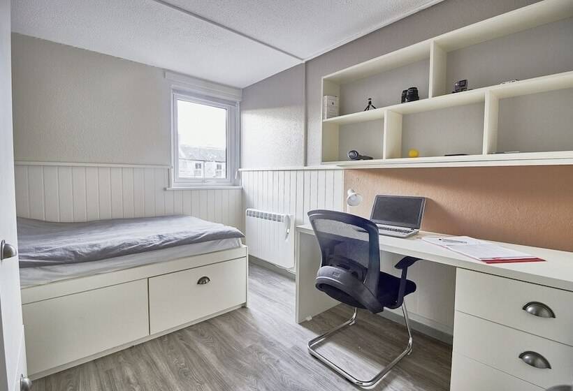 ユースホステル Destiny Student Meadow Court Campus Accommodation