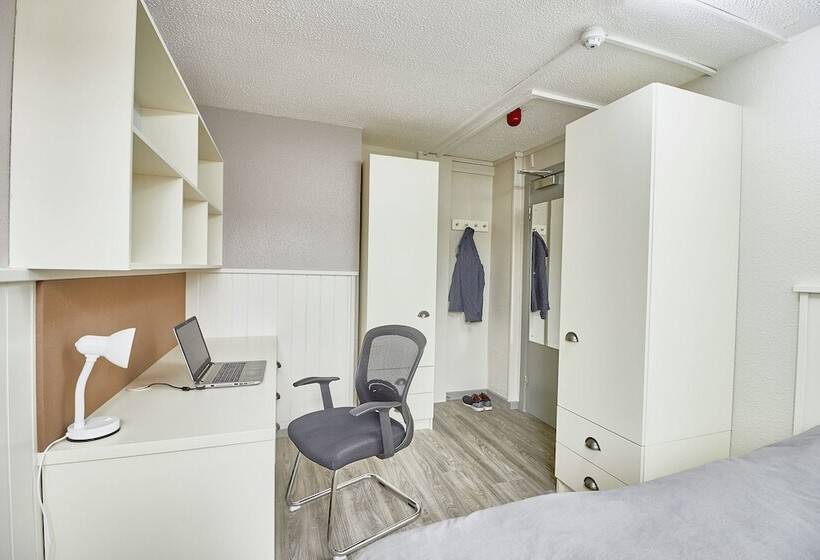 ユースホステル Destiny Student Meadow Court Campus Accommodation