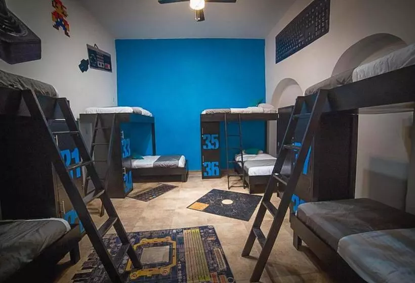 Hostal El Armario  Hostel