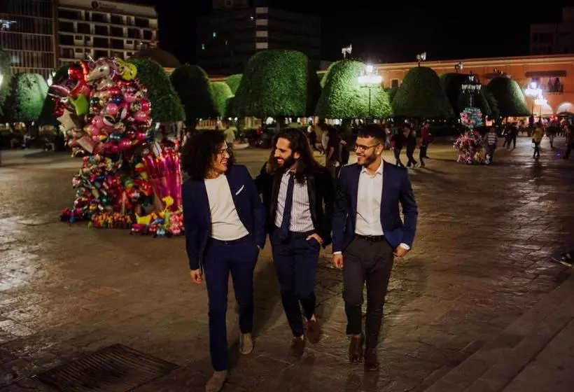 Hostal El Armario  Hostel