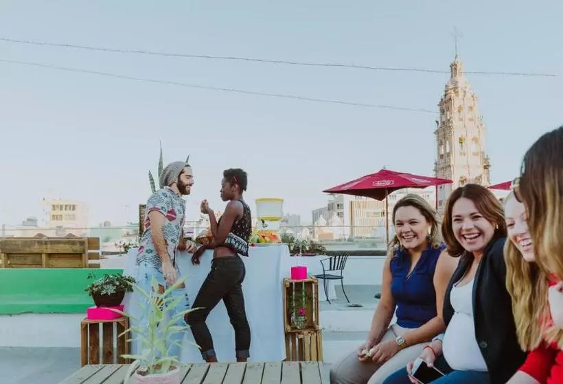 Hostal El Armario  Hostel