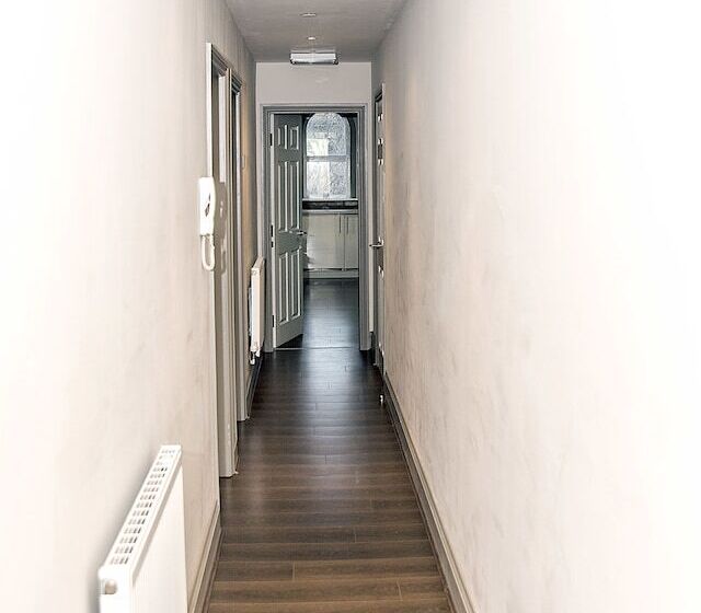 Base Serviced Apartments Sir Thomas Street