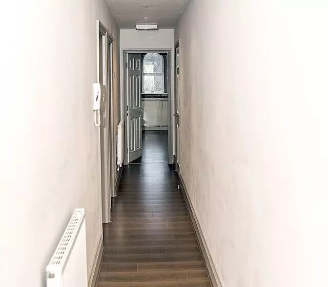 Base Serviced Apartments Sir Thomas Street