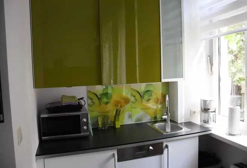 Govienna Small Modern Apartment