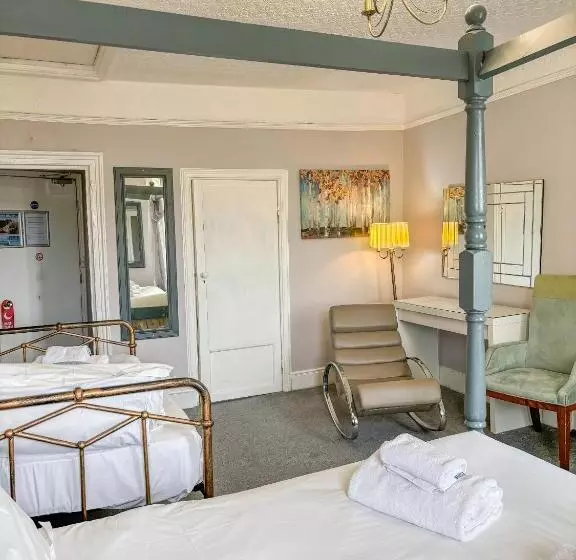 X Hotel Brunswick Square