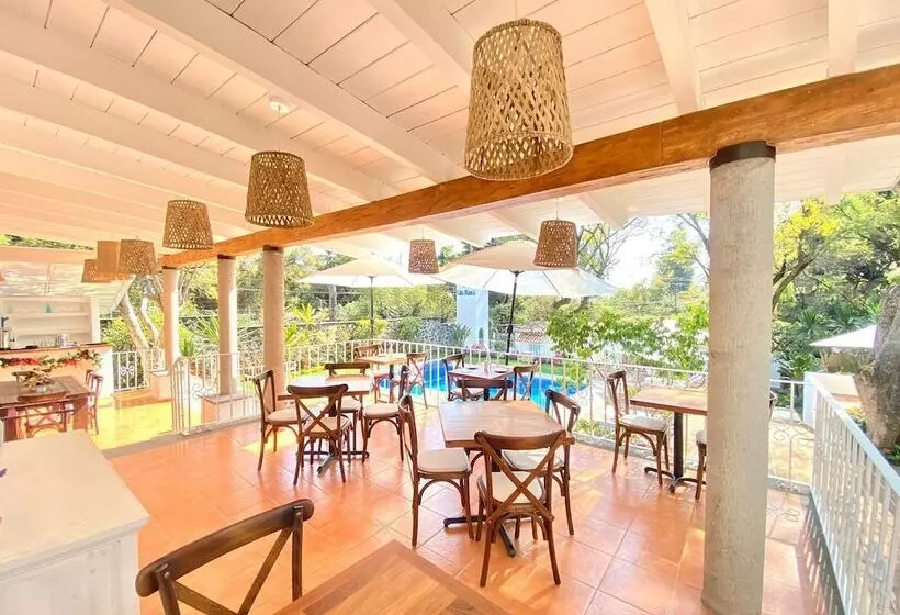 Hotel Cala Blanca Cuernavaca
