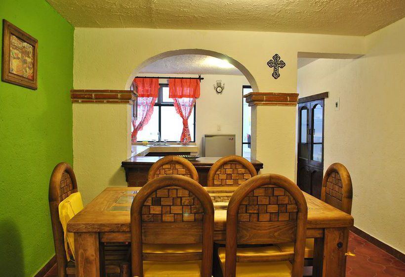 ホテル Casa Geranios Tequisquiapan