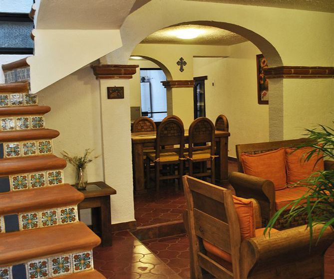 ホテル Casa Geranios Tequisquiapan