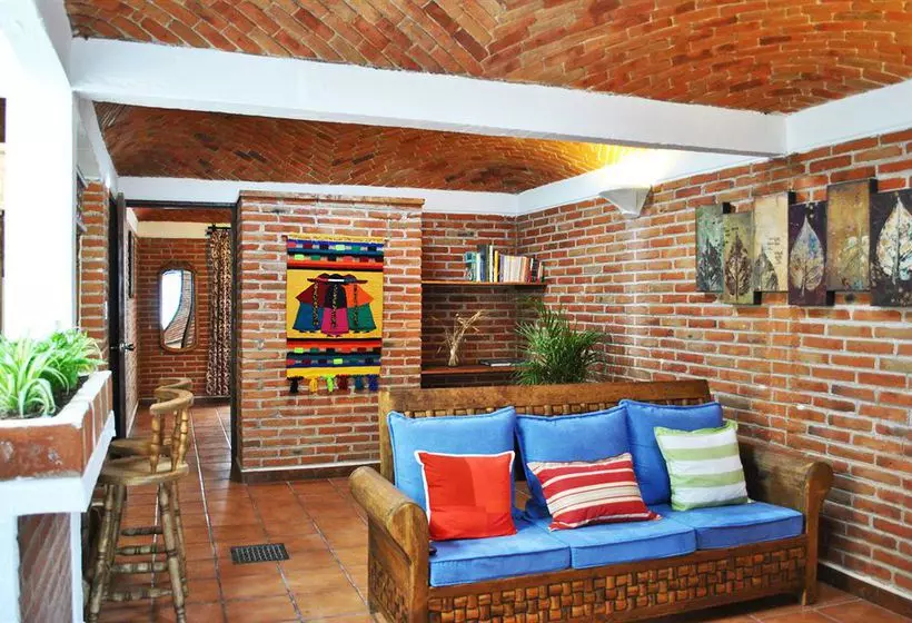 Отель Casa Geranios Tequisquiapan