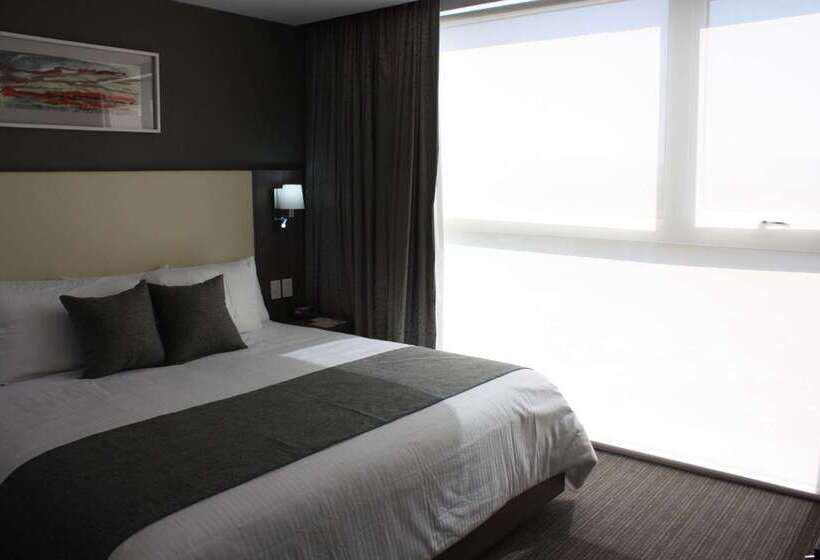 هتل Casa Inn Galerias Celaya