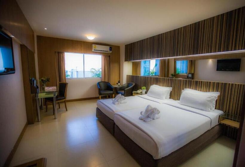 호텔 Golden City Rayong