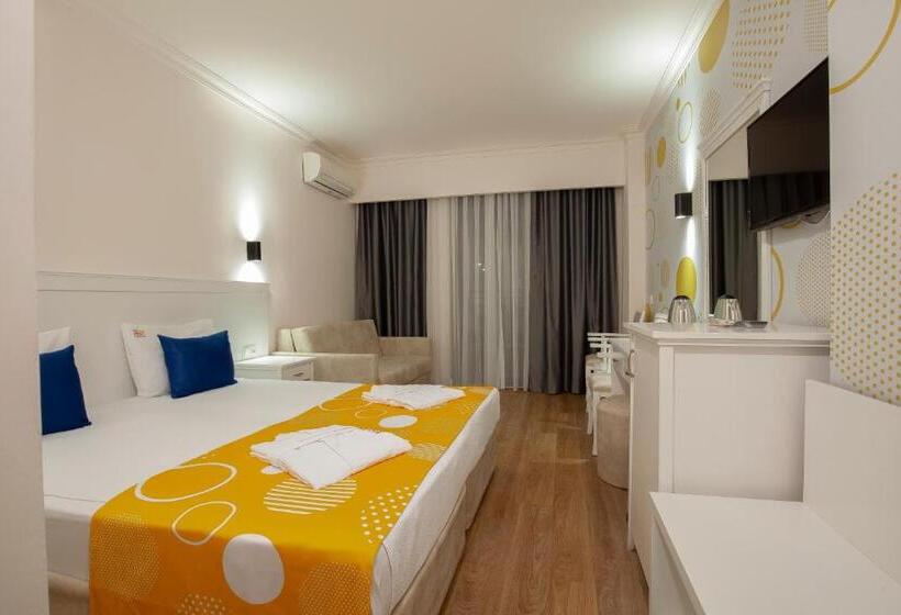 هتل Fun&sun Smart Hane Sun