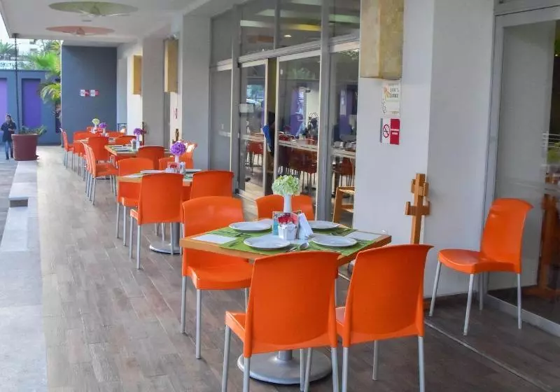 Отель Hb Cordoba