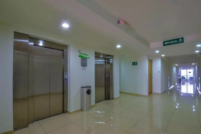 Отель Hb Cordoba