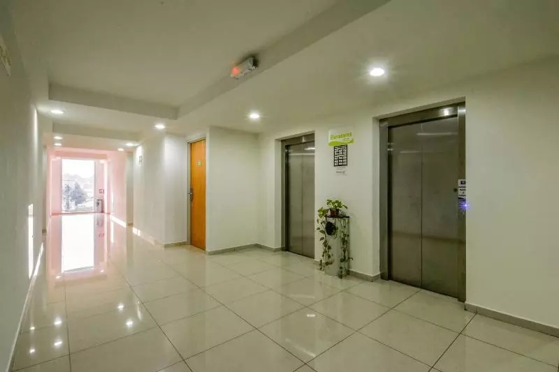 Отель Hb Cordoba