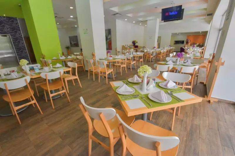 Отель Hb Cordoba