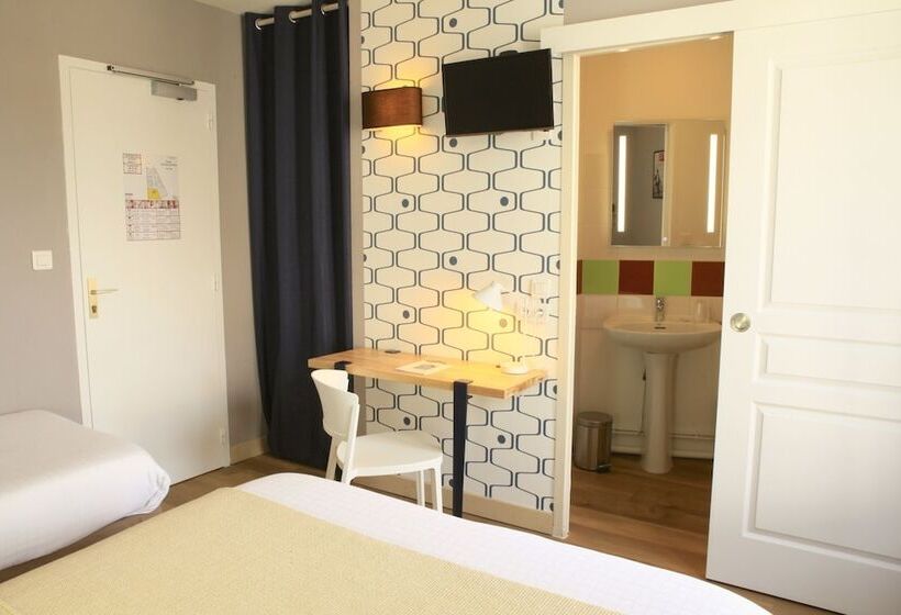 هتل Logis Hôtels Hôtel Marguerite D Anjou Angers Château