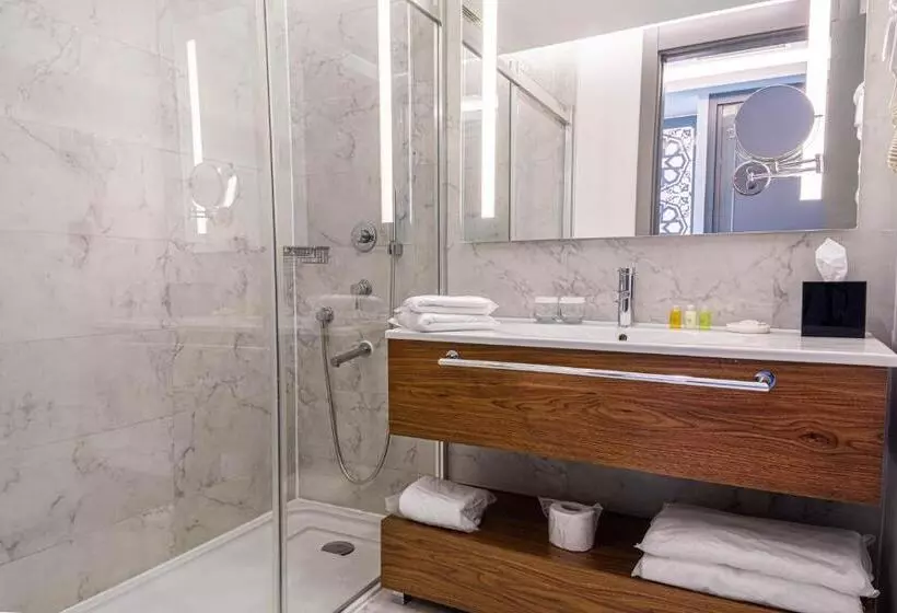 호텔 Park Dedeman Eskişehir